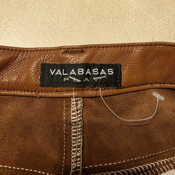 NWT VALABASAS PLAY Lace-Up Faux Leather Cargo 🔥 - Picture 5 of 12
